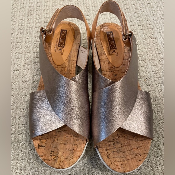 Pikolinos Mykonos Criss Cross Leather Slingback Sandals with Velcro closure. - Picture 1 of 9